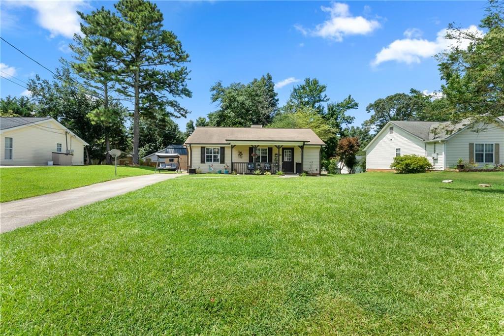 2560 Fairlane Dr., Cumming, GA 30041