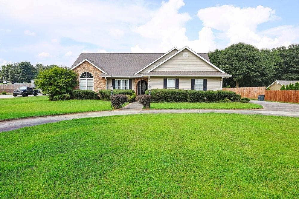 107 Cedar Pond Rd., Hartwell, GA 30643
