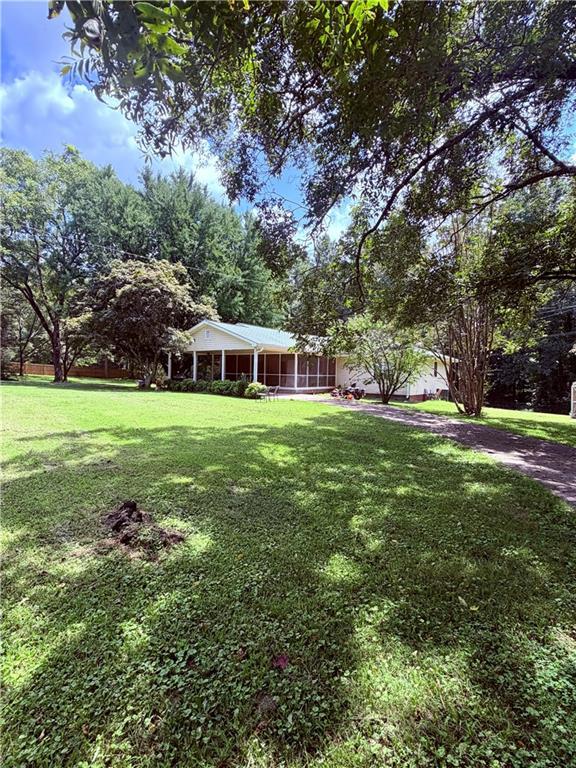 7447 Old Cornelia Hwy., Alto, GA 30510