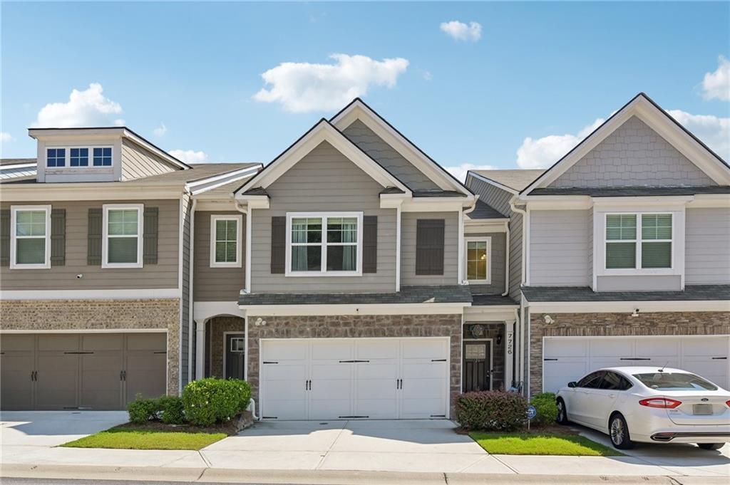 7726 Baron Rd., Fairburn, GA 30213