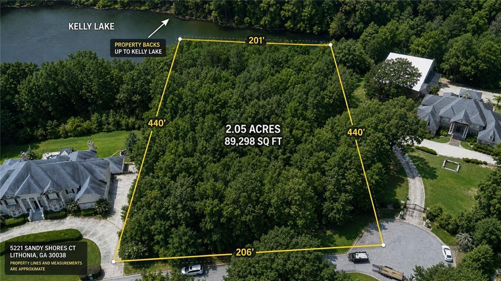 5221 Sandy Shores Ct., Lithonia, GA 30038