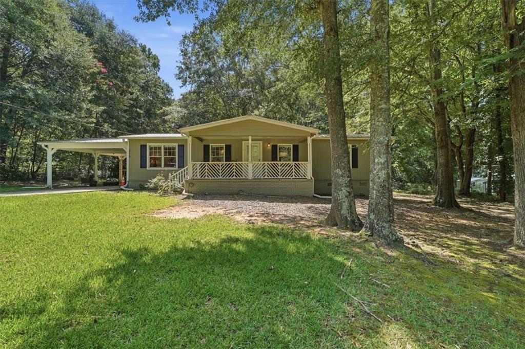 215 Hoke St., Maysville, GA 30558