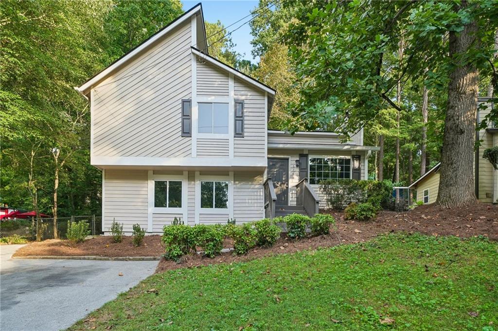 674 Inland Way, Lilburn, GA 30047