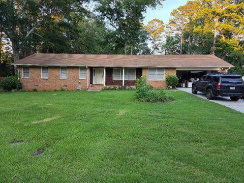 1446 Smithson Dr., Lithonia, GA 30058