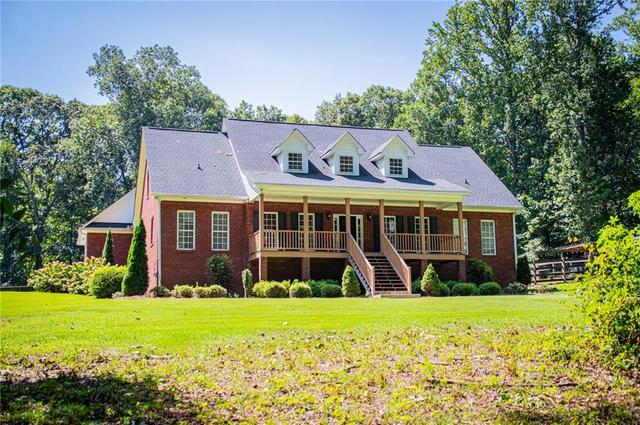 New Homes with In-ground Swimming Pools That Attend South Paulding High School: August 23rd to August 29th