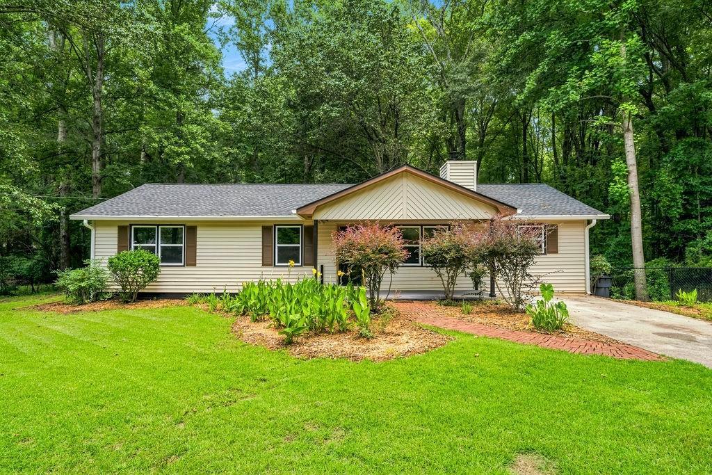 4306 Abney Dr., Powder Springs, GA 30127