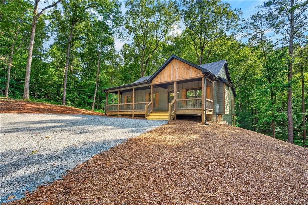 168 Reindeer Lane, Talking Rock, GA 30175