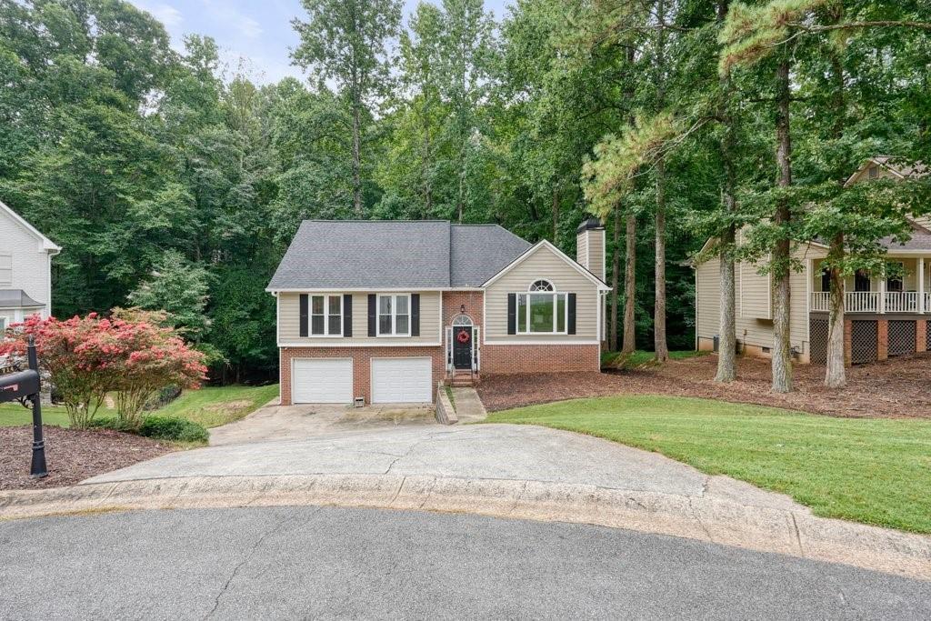 714 Players Ct., Woodstock, GA 30189