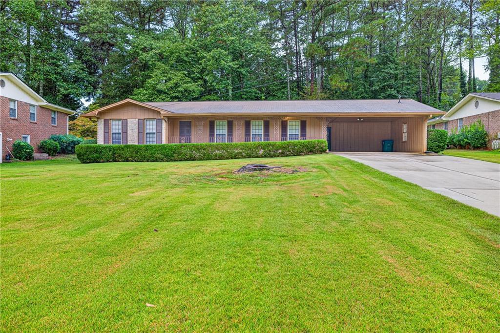 513 Midland Park Dr., Stone Mountain, GA 30087