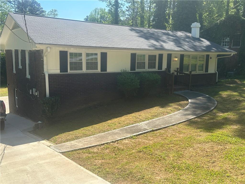 2362 Maxwell Dr., Atlanta, GA 30311