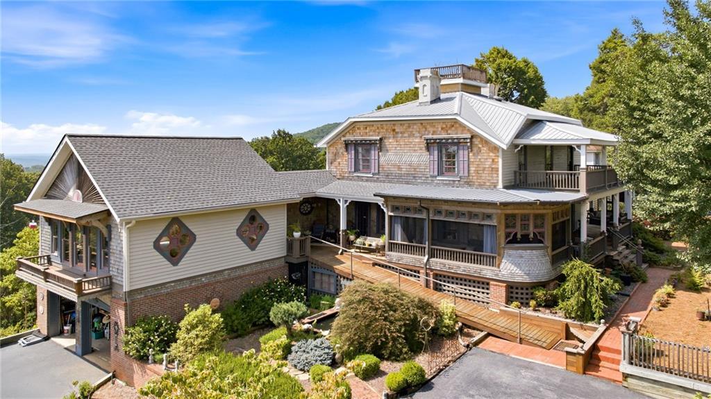 684 Grandview Ave., Mount Airy, GA 30563