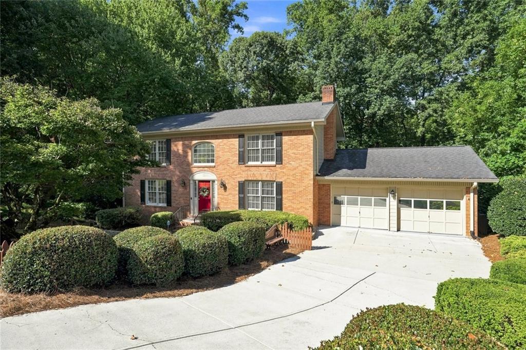 113 Jamestown Ct., Lilburn, GA 30047