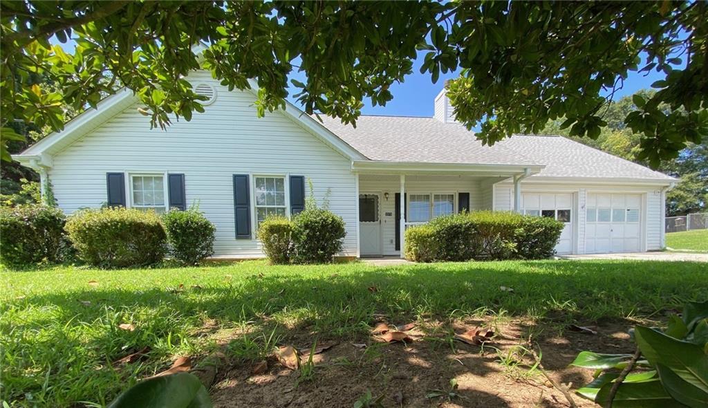 3575 Thrush Ct., Loganville, GA 30052