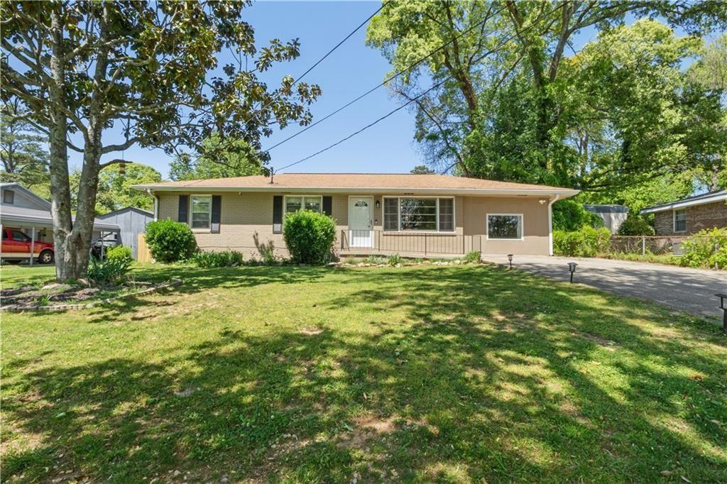 2600 Farn Dr., Ellenwood, GA 30294