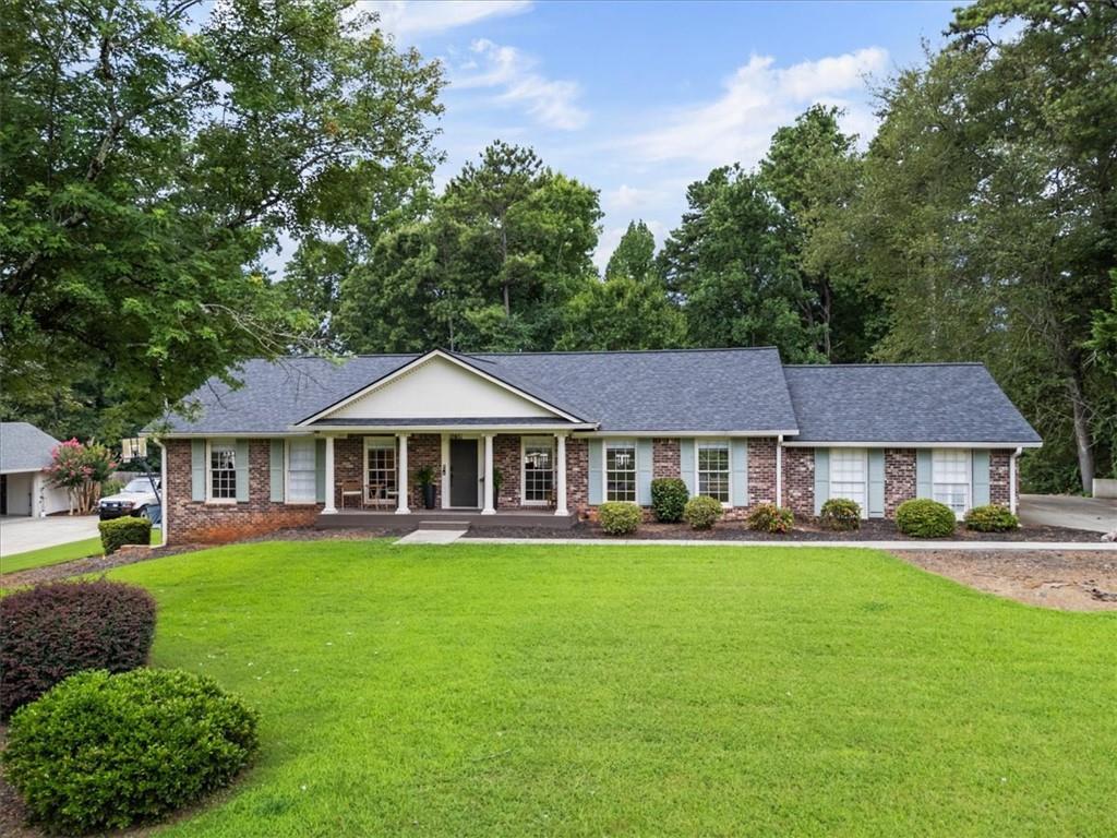 11270 Cranwood Cove, Roswell, GA 30075