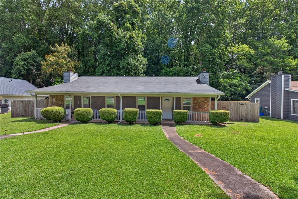 2141 Valley Oaks Dr., Smyrna, GA 30080