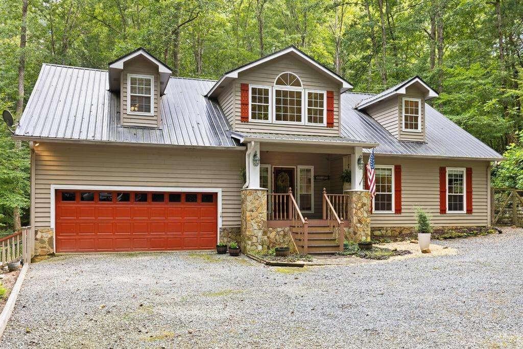 434 Lemmon Dr., Ellijay, GA 30540
