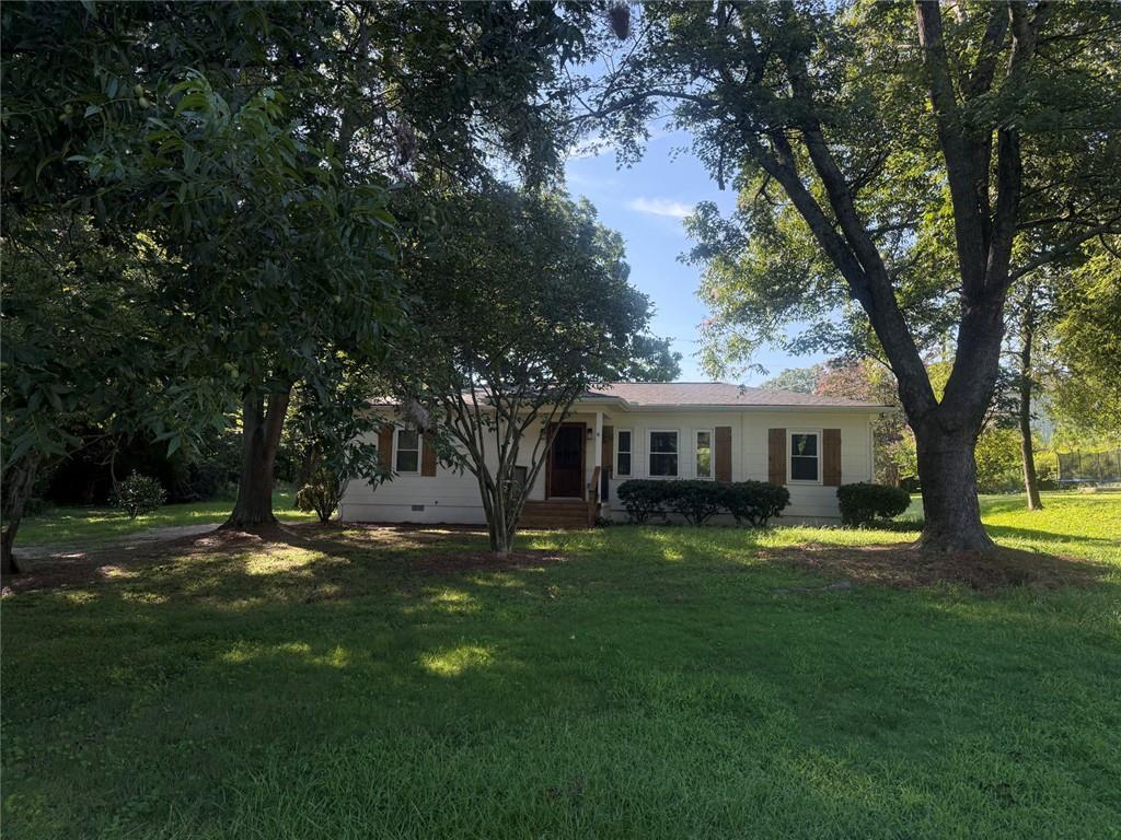 107 Lakeshore Cir., Braselton, GA 30517