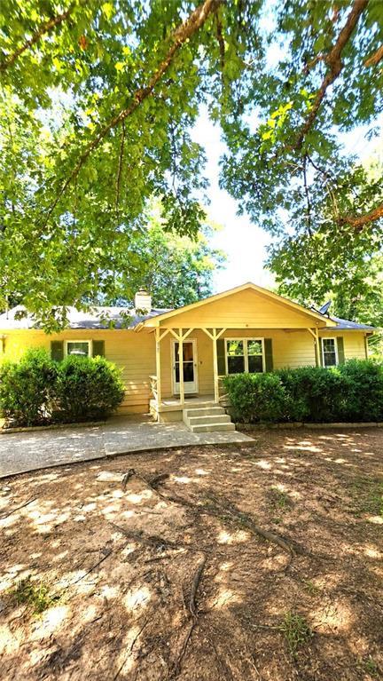 208 Lakeview Dr., Stockbridge, GA 30281