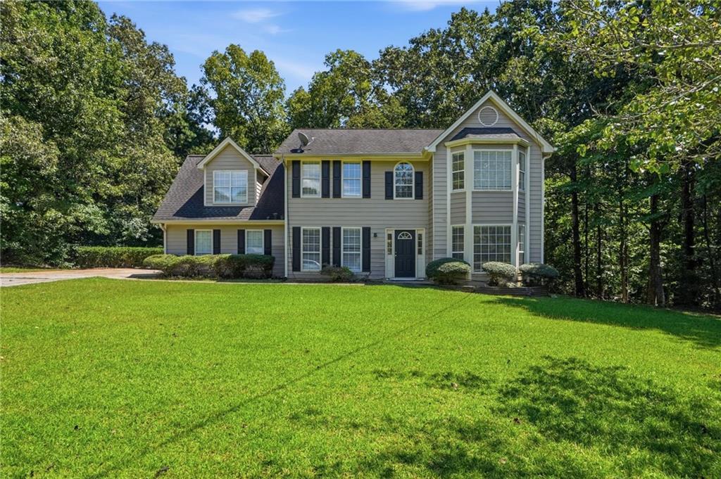 5785 Shoal Creek Dr., Douglasville, GA 30135