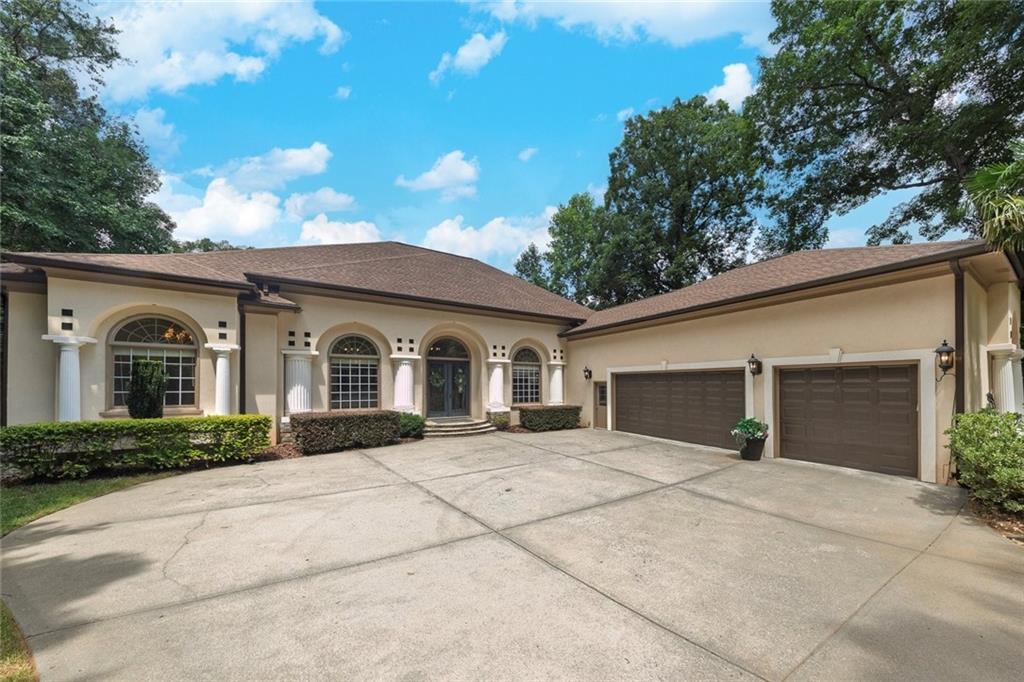 701 Lake Overlook Dr., Canton, GA 30114