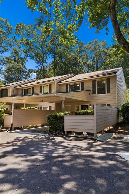 4876 Twin Lakes Tr., Atlanta, GA 30360