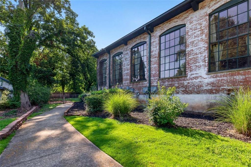 10 James St. #1A, Hampton, GA 30228
