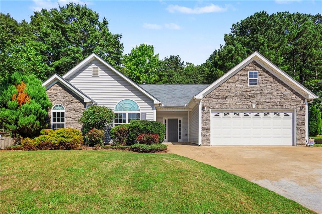 187 Ivey Lake Pkwy., Temple, GA 30179