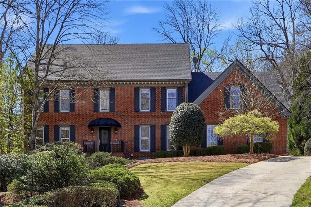 7300 Chattahoochee Bluff Dr., Atlanta, GA 30350