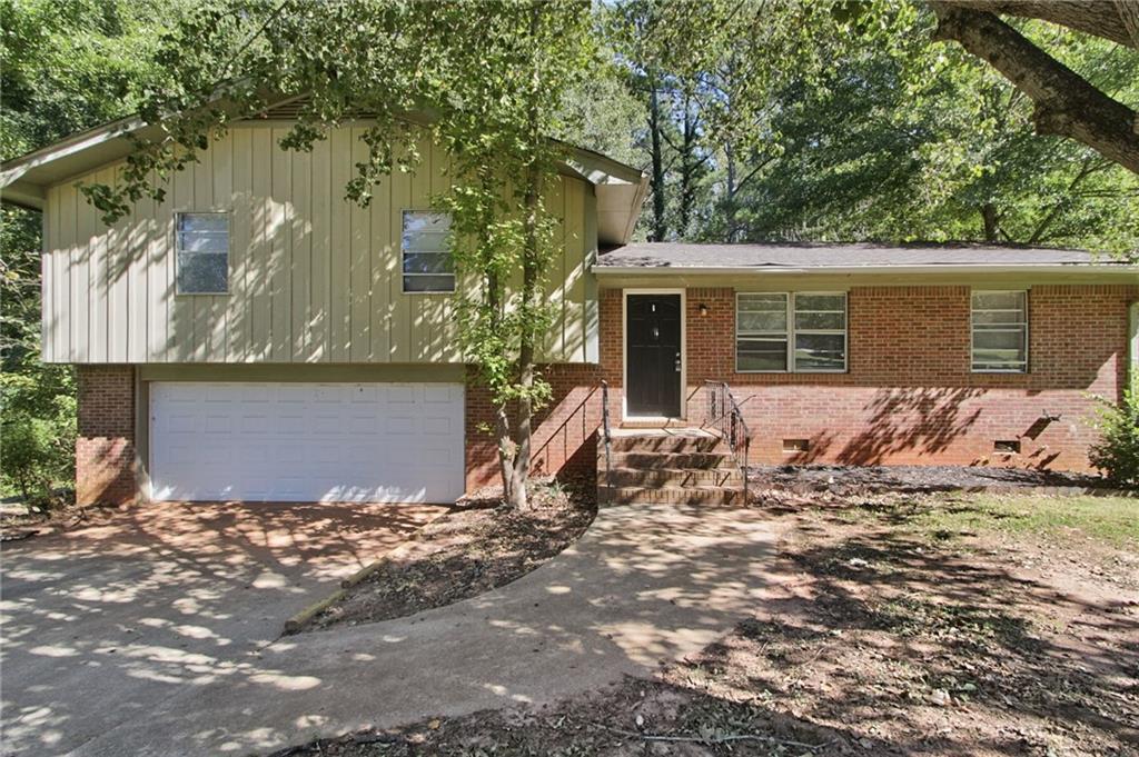 117 Club Cir., Stockbridge, GA 30281