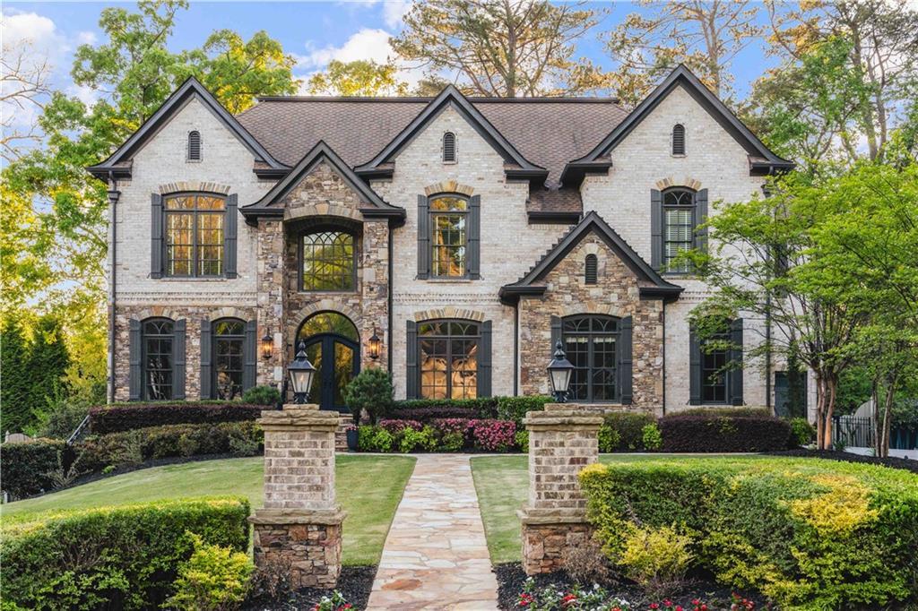 1686 Montcliff Ct., Decatur, GA 30033