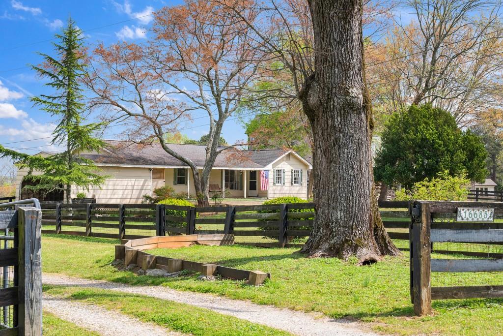 16685 Hopewell Rd., Milton, GA 30004
