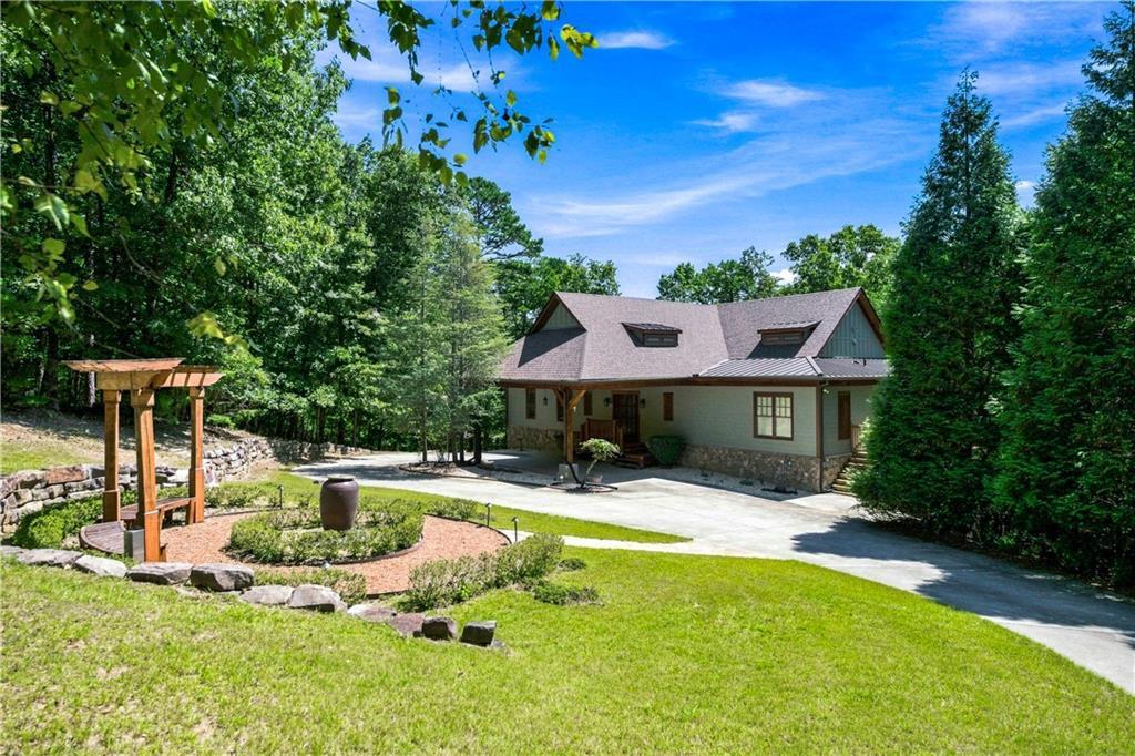 109 Lakewood Dr., Waleska, GA 30183