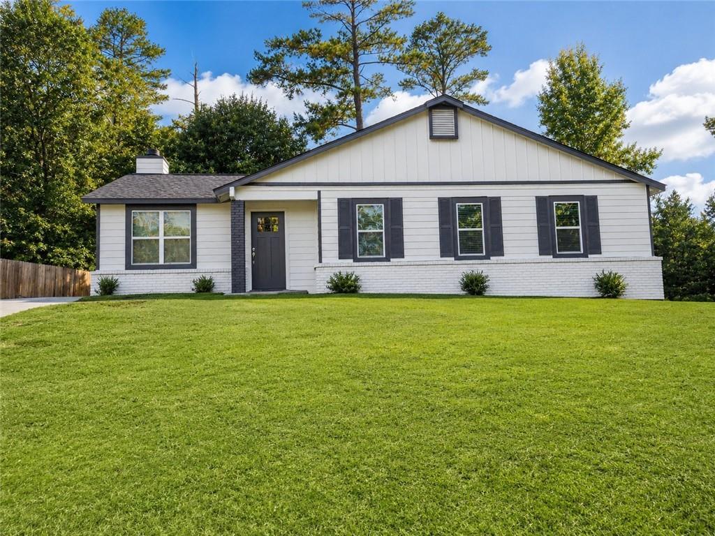 7791 Chase Woods Dr., Jonesboro, GA 30236