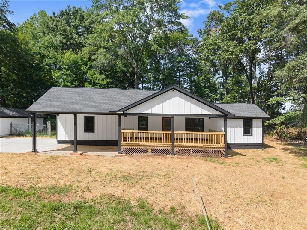 2443 Old Cornelia Hwy., Gainesville, GA 30507