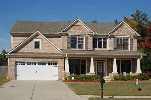 6132 Stillwater Tr., Flowery Branch, GA 30542