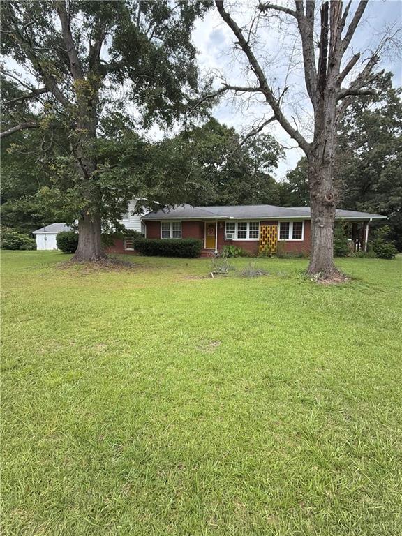 4490 Mason Creek Rd., Winston, GA 30187