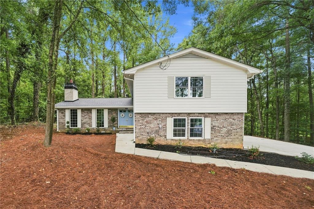 4155 Burnt Hickory Rd., Marietta, GA 30064