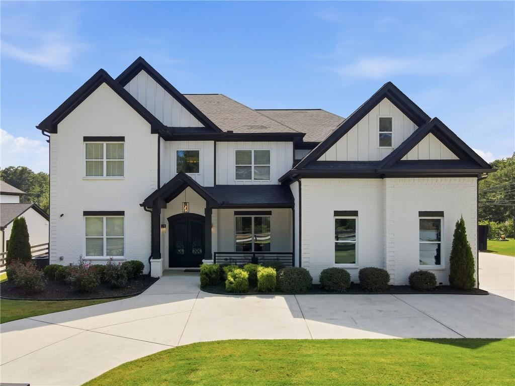 3420 Old Oaks Rd., Buford, GA 30519