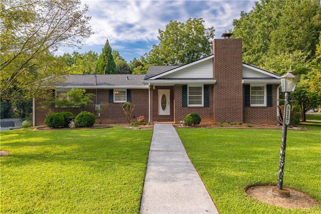 5117 Lakewood Dr., Acworth, GA 30101