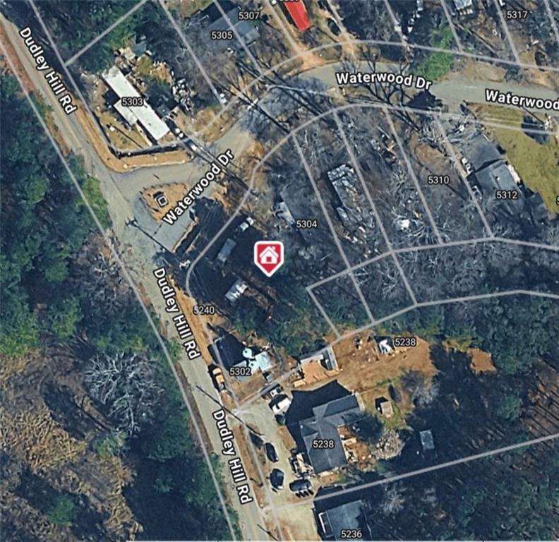 5304 Waterwood Dr., Gainesville, GA 30506