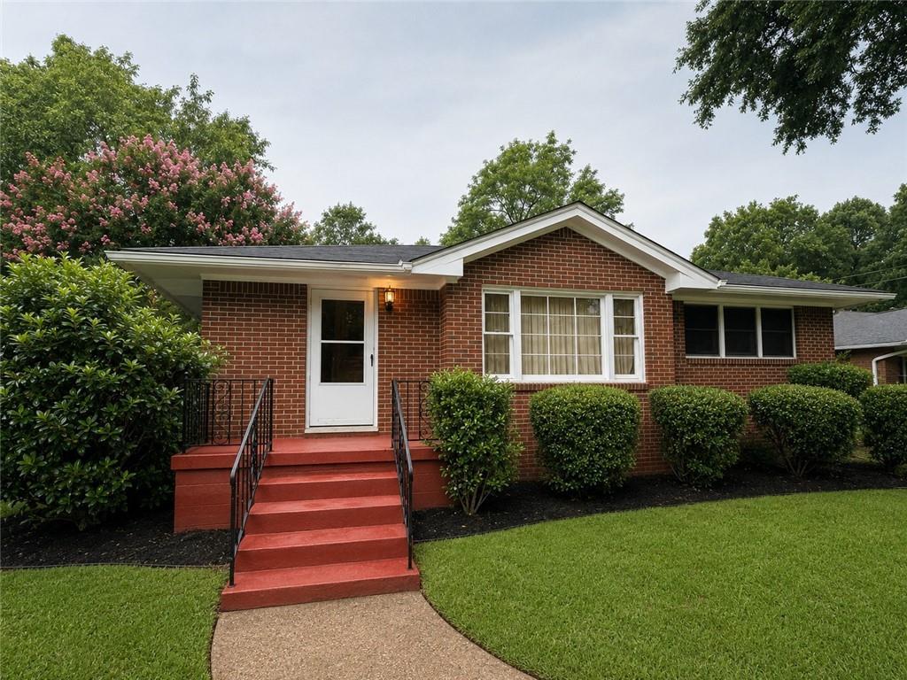5539 Ash St., Forest Park, GA 30297