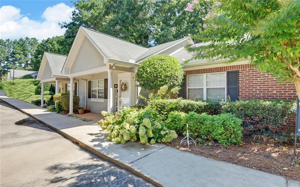 2947 Florence Dr., Gainesville, GA 30504