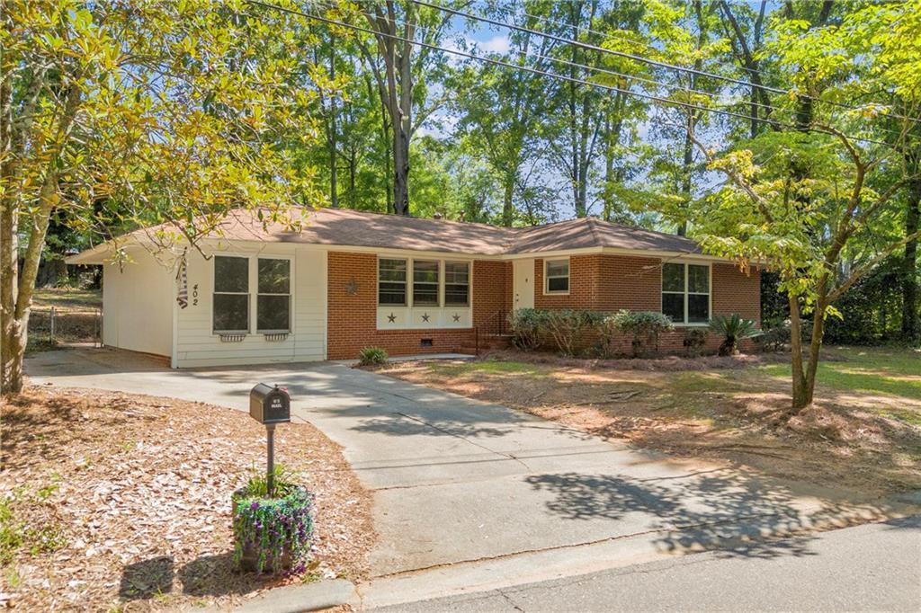 402 Woodland Rd., Monroe, GA 30655