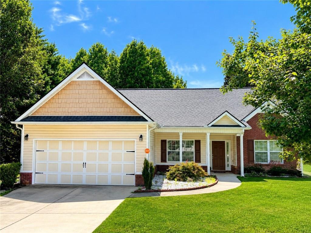 72 Wayne Meadows Ct., Douglasville, GA 30134