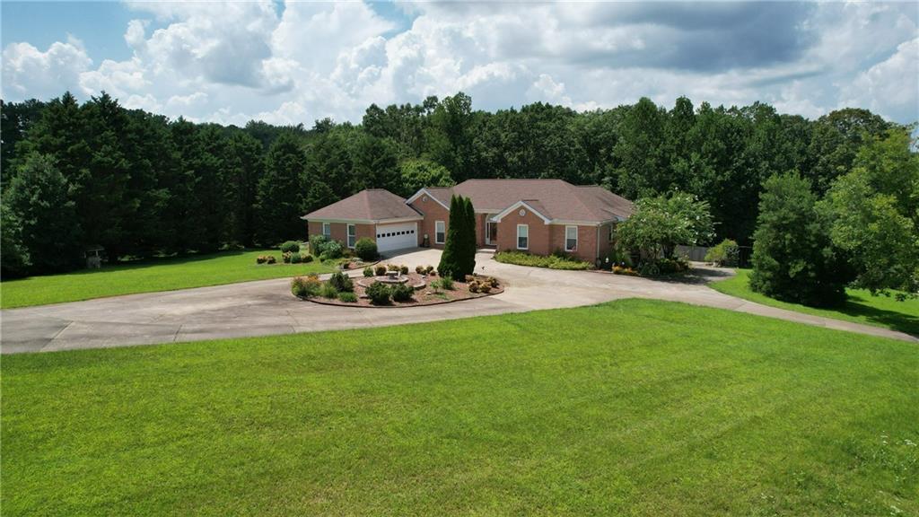 1450 Matthews Rd., Jasper, GA 30143
