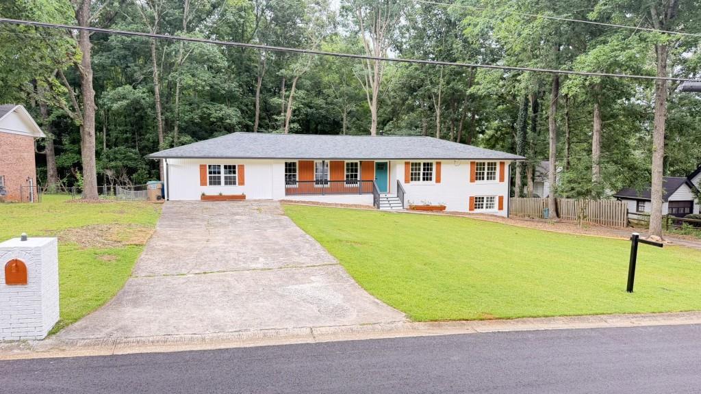 5698 Crestwood Dr., Stone Mountain, GA 30087