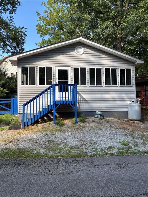 61 Rocky Ln., Cleveland, GA 30528