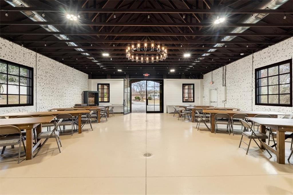 589 Cooper Rd., Loganville, GA 30052