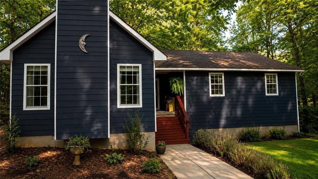 125 Maple Pl., Fayetteville, GA 30215